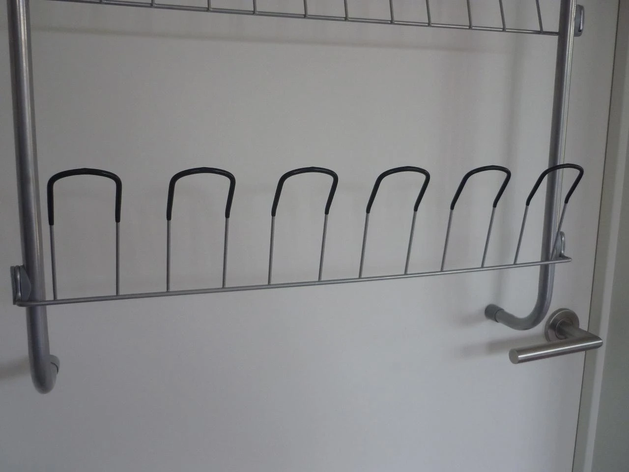 Zapatero de aluminio para puerta, estante para colgar zapatos, modelo de puerta para 12 pares de zapatos – photo 4